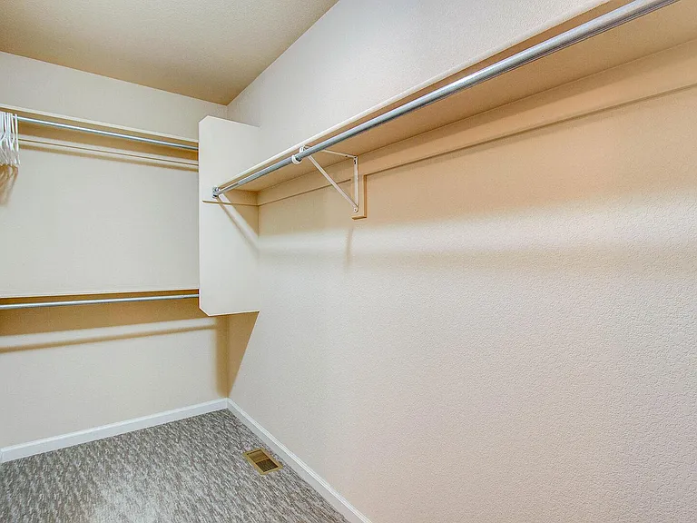 Walk in closet