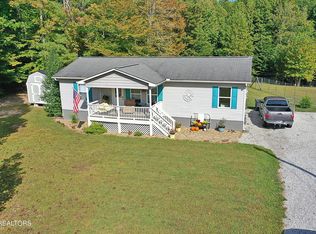 987 Jane Phillips Rd, Oneida, TN 37841