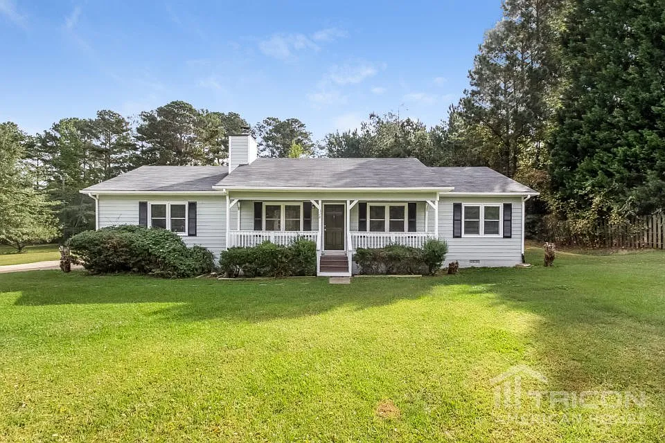 328 Tunis Rd photo 1