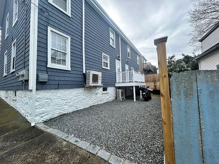 23 Anthony St #2 — Photo 32