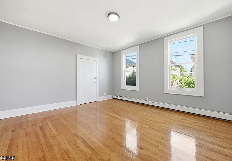 508 2nd St #2 — Photo 3