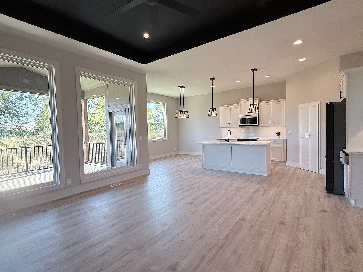 4 bed, 3100 sqft, $4,800 — Photo 4