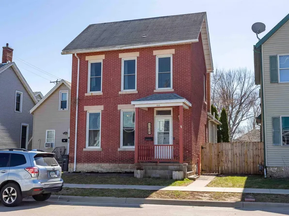 308 E 22nd St, Dubuque, IA 52001