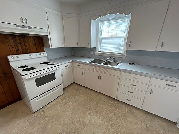 4th image of 615 Washington Ave