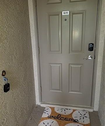 5th image of 14301 Hickory Links Ct APT 1615