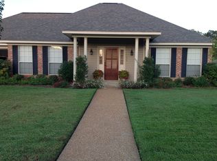 126 Middle Field Dr, Canton, MS 39046