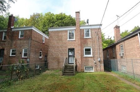 5th image of 8105 S Kingston Ave #House