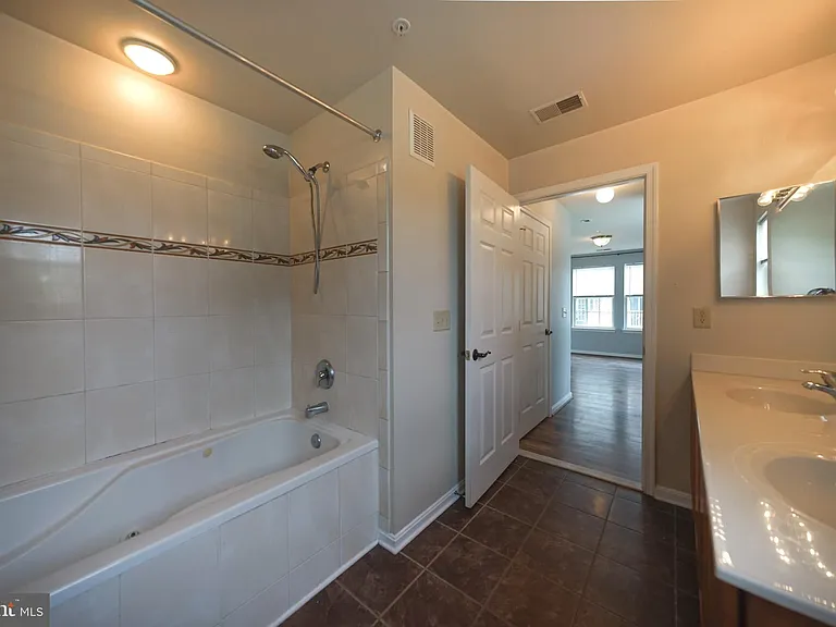 45472 Westmeath Way #I11 — Photo 13