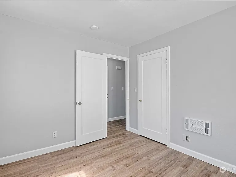 206 S Maple St — Photo 9