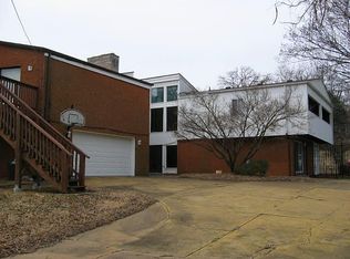 1730 Laclede Station Rd, Saint Louis, MO 63117