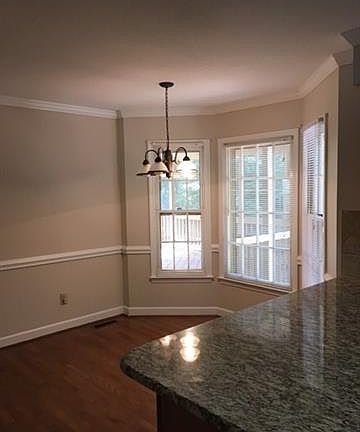 3rd image of 6834 Van De Rohe Dr