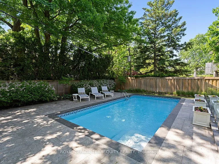 101 Chestnut Hills Pkwy — Photo 45