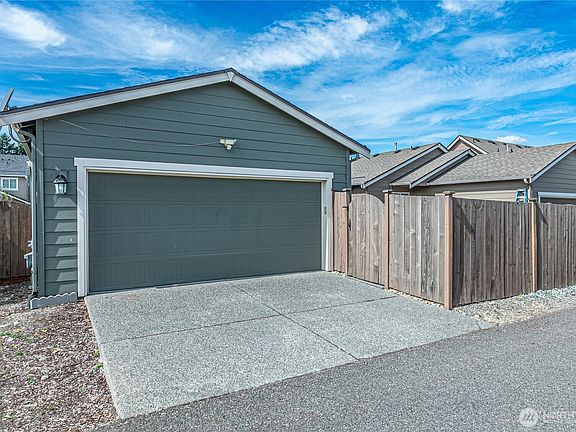 5th image of 18737 105th Avenue Ct E