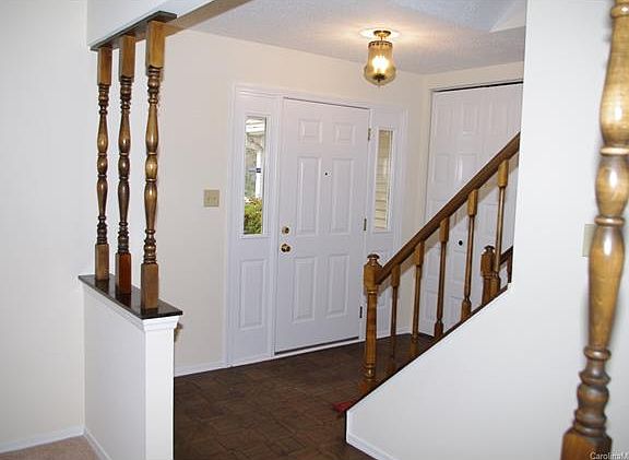 5th image of 6108 Carpenter Dr