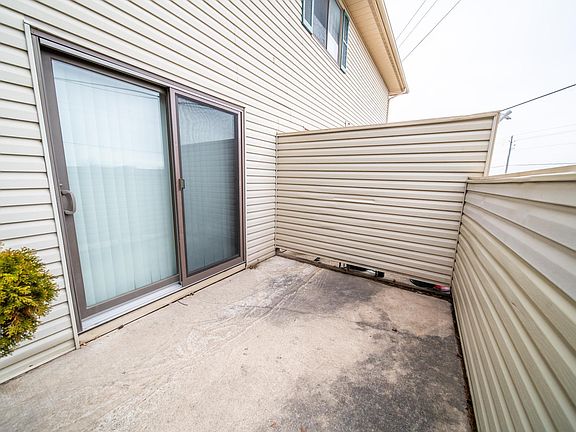 3rd image of 5504 26th Ave NW Unit D