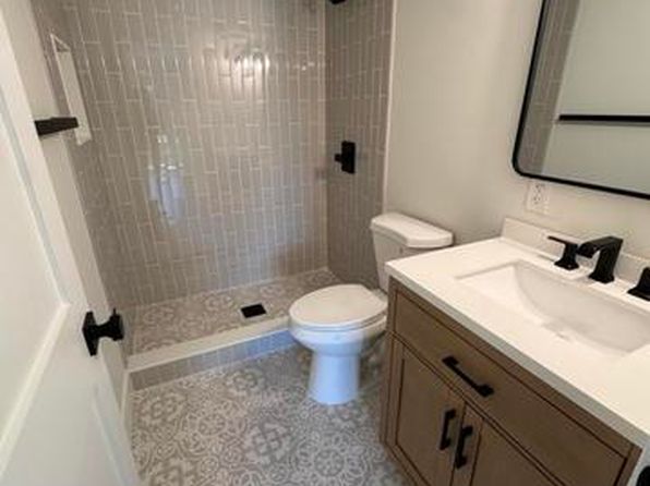 629 Sea Pine Way APT C1