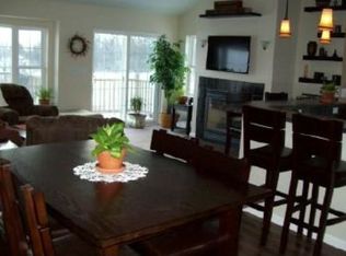 3607 Shade Tree Ct, Waukesha, WI 53188