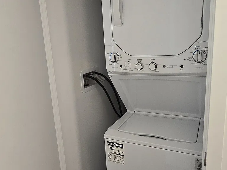 20 Deans Dr #511 — Photo 16