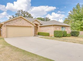 248 Northview Ter, Burleson, TX 76028