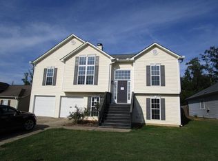 3001 Dotti Dr, Phenix City, AL 36870