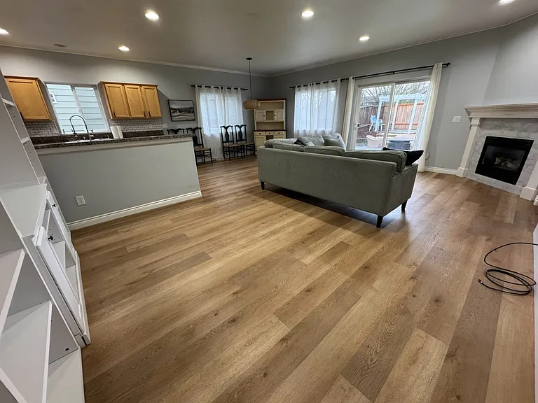 4241 Springcreek Ln — Photo 4