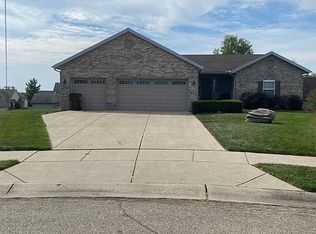 460 Sharon Ct, Middletown, OH 45042