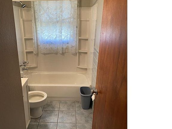 5th image of 9719 Millburn Dr