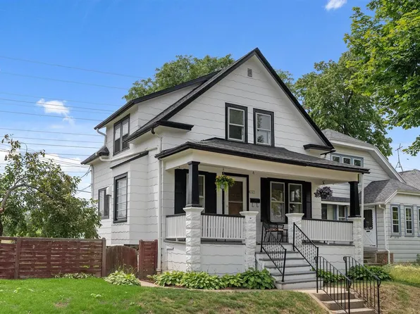 6121 West Fairview AVENUE, Milwaukee, WI 53213