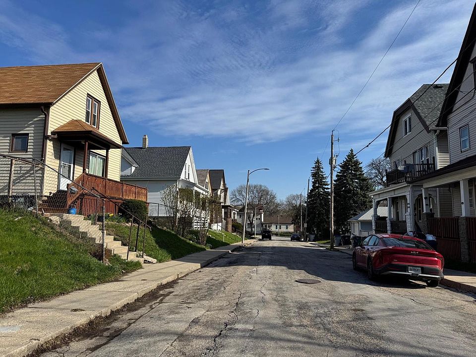 1st image of 2833 N HUBBARD STREET