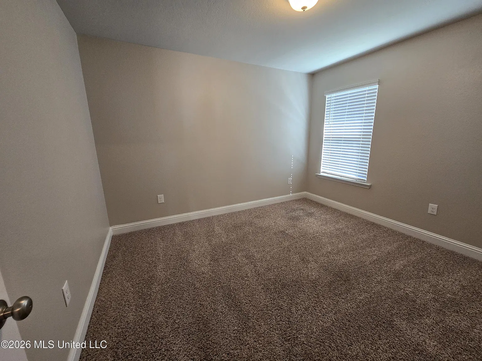 3 bed, 2.0 bath, 1650 sqft, $2,100 — Photo 4