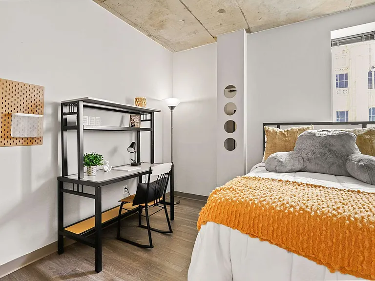 Auraria Lofts — Photo 13