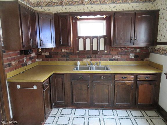 5th image of 3414-16 W 128th St