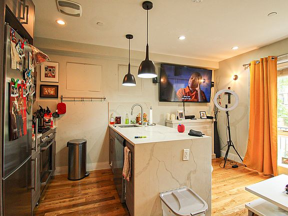 4th image of 885 Herkimer St #2B