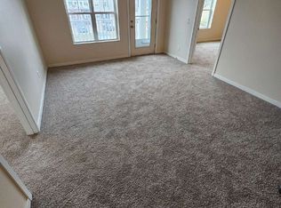 1415 Center Point Rd NE UNIT 204, Cedar Rapids, IA 52402