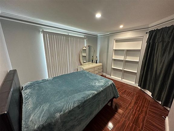 5th image of 18010 Platinum Springs Dr