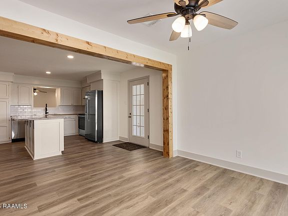 4th image of 1087 Raspy Rd