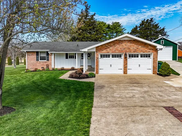 404 Manor Cir, Lewisburg, TN 37091