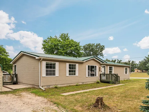 766 E Adda St, White Cloud, MI 49349
