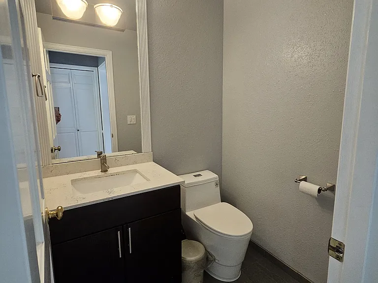 2843 220th Pl NE — Photo 23