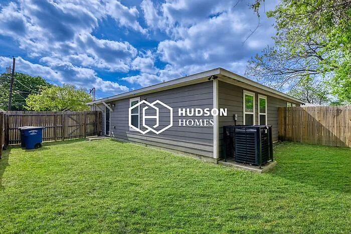 2563 Elsie Faye Heggins St — Photo 11