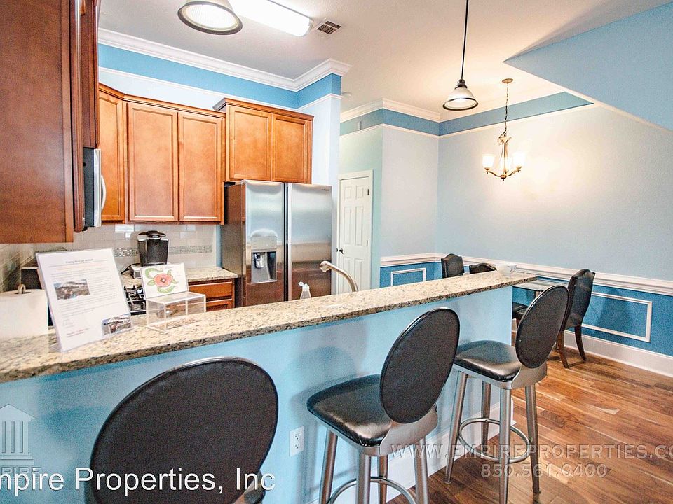 1st image of 717 N Calhoun St APT 2