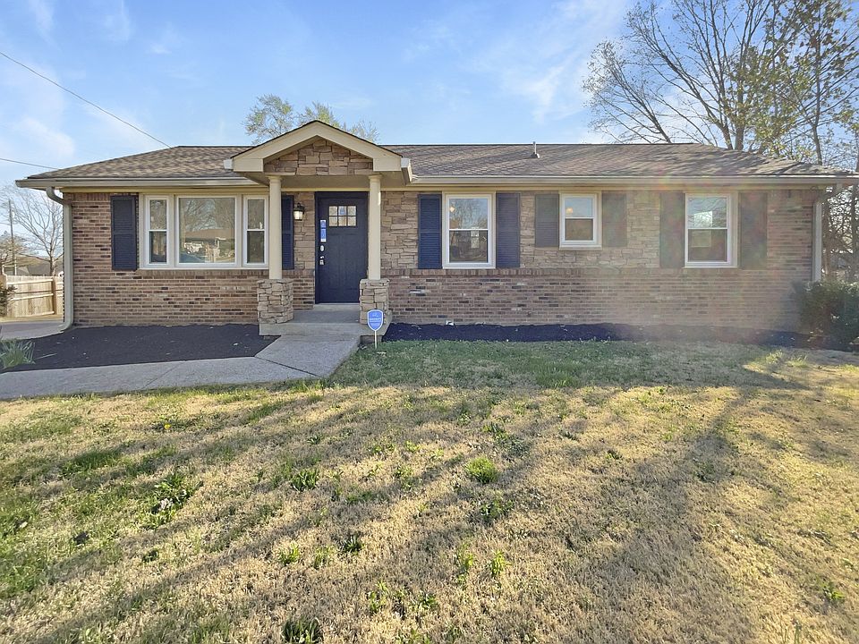 1st image of 286 Stephanie Dr
