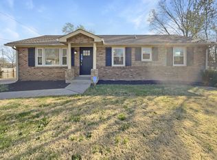 286 Stephanie Dr, Clarksville, TN 37042