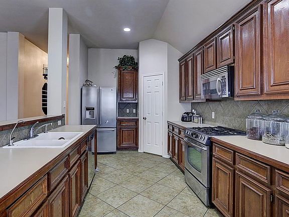 4th image of 25714 Oakstone Park Dr