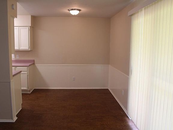 4th image of 506 Oriole Blvd