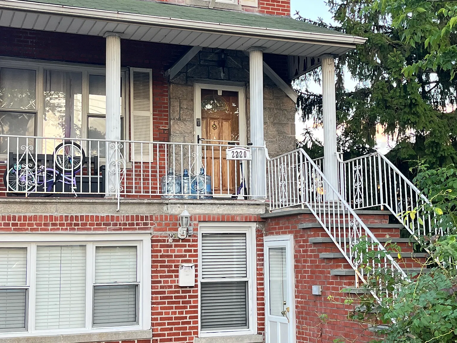 2 bed, $3,100 — Photo 1