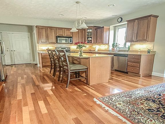 3rd image of 20329 Donegal Ln