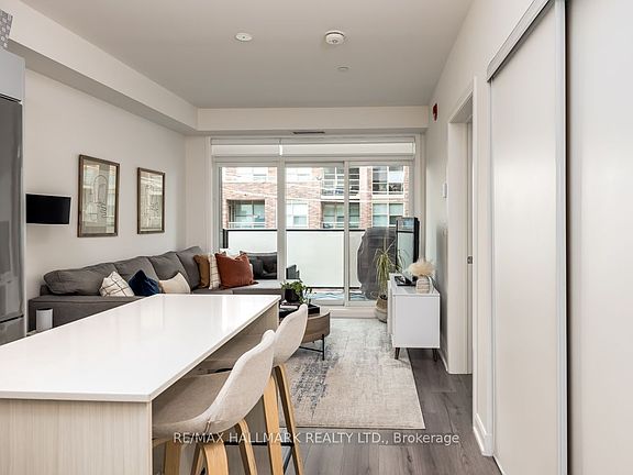 4th image of 385 Osler St #306