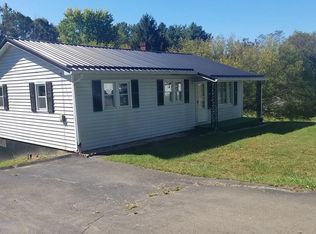 110 Midway Hts, Galax, VA 24333