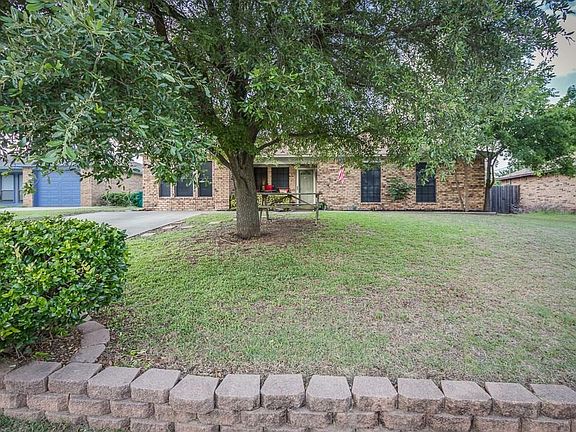 4th image of 213 Tejas Dr